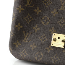 Pochette Metis Monogram Canvas